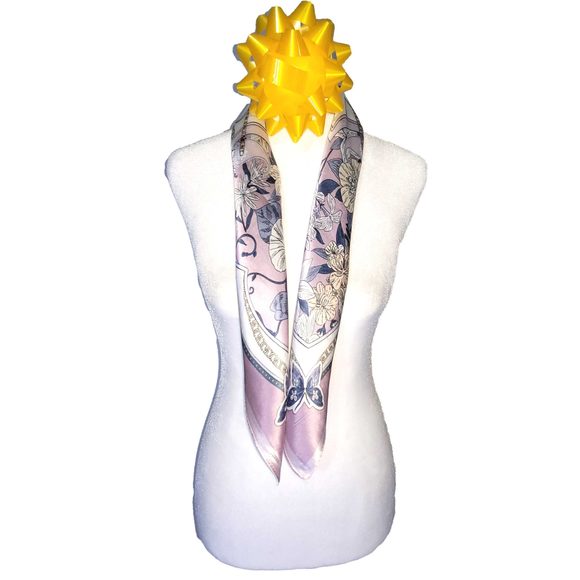 NWT Genuine 100% Mulberry Silk Satin Scarf 21"x21" Small Square Shawl 54031 - Picture 4 of 7